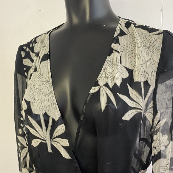 Rockmans Sheer Wrap Blouse/Top, Black w Cream Floral Print, Size 12 - Picture 2 of 10